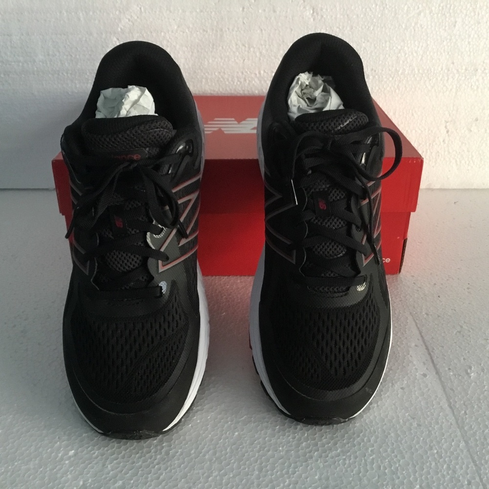 New Balance 840 v5 Running Shoes